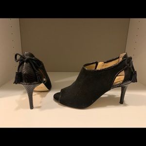 Michael Kors size 8.5